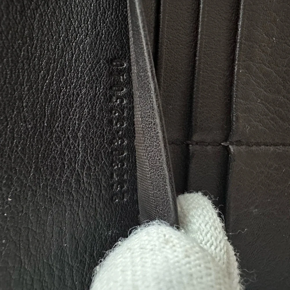 Gucci Signature Guccisissima Long flap Wallet - Picture 14 of 15